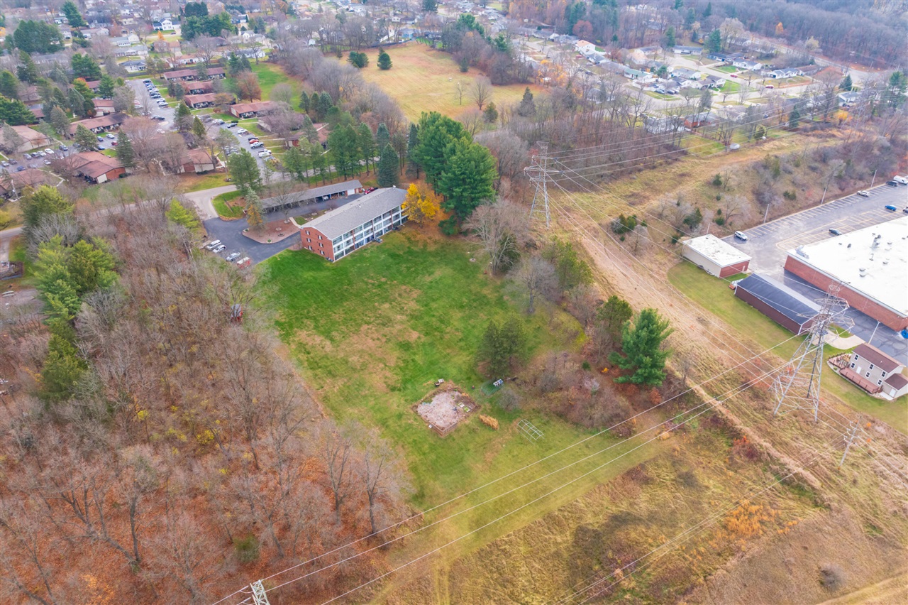 main property photo 22