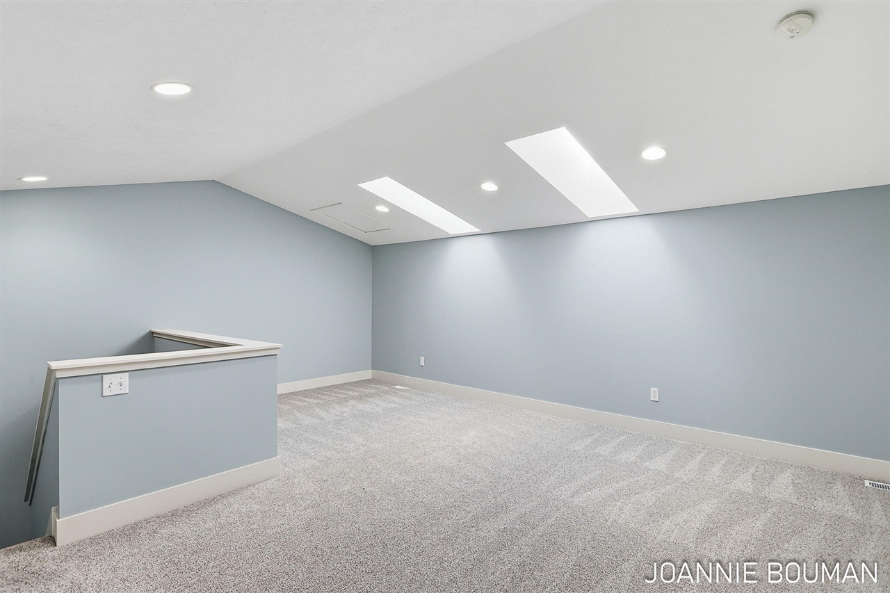 property viewer photo 20