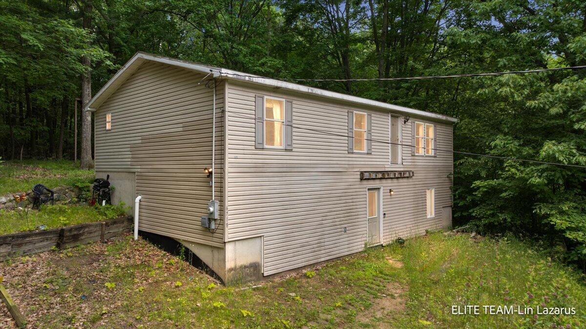 property viewer photo 1