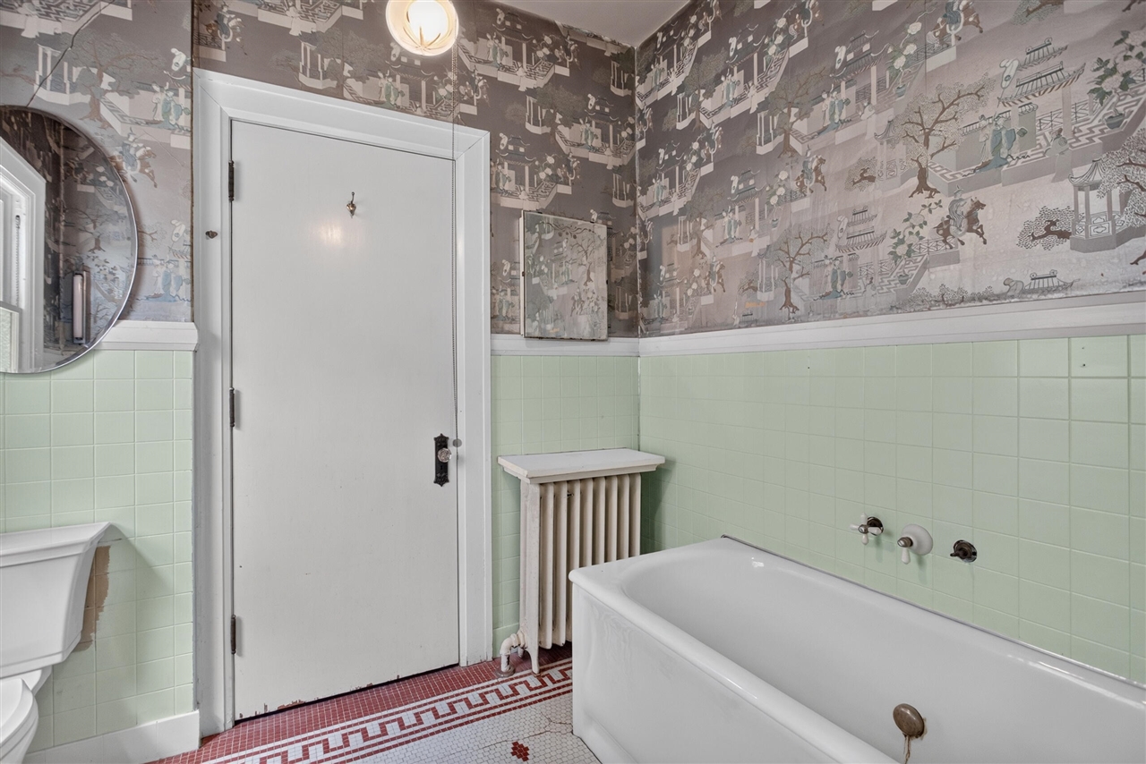 main property photo 47
