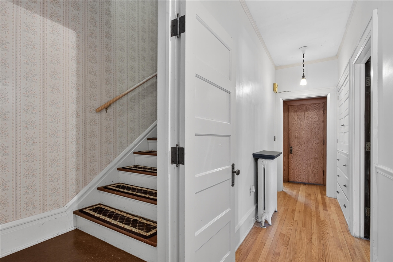 main property photo 56