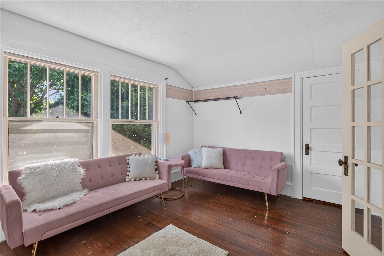 main property photo 67