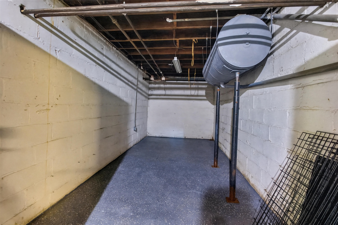 main property photo 73