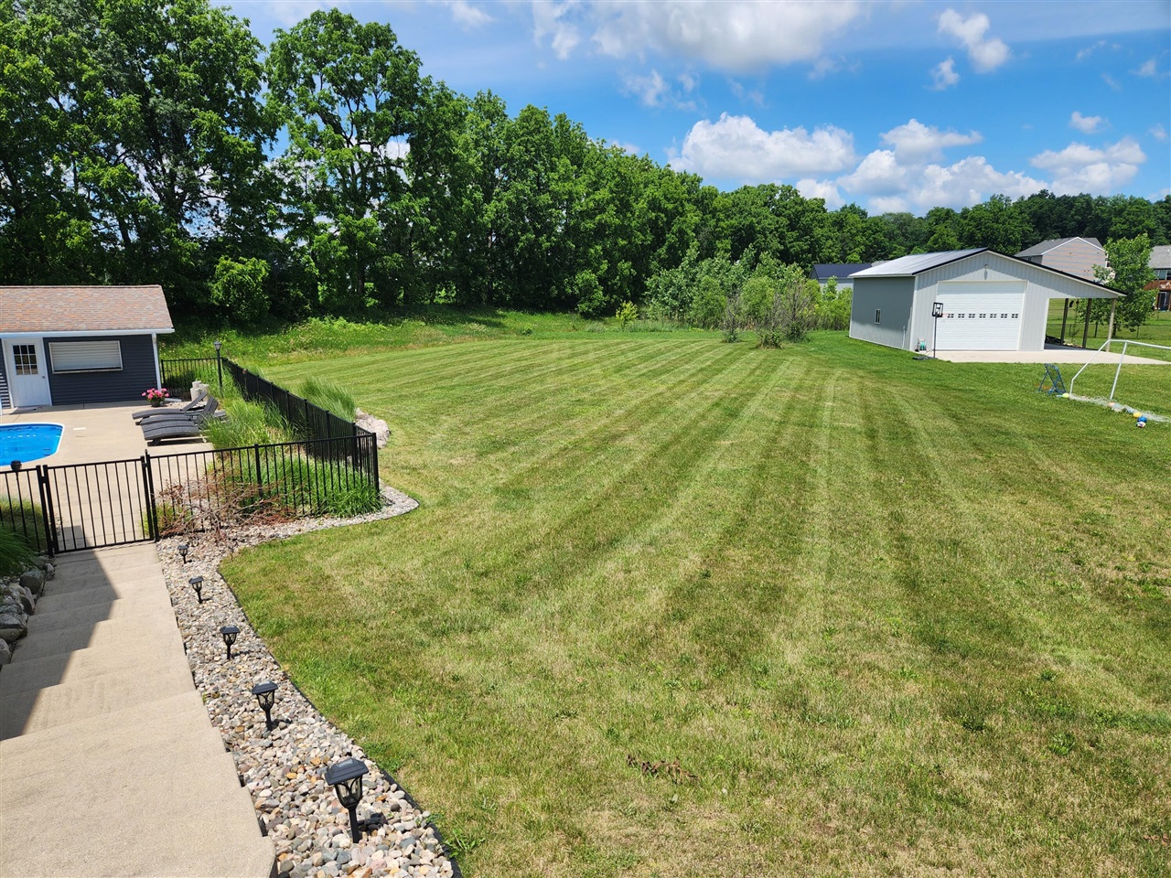 main property photo 49