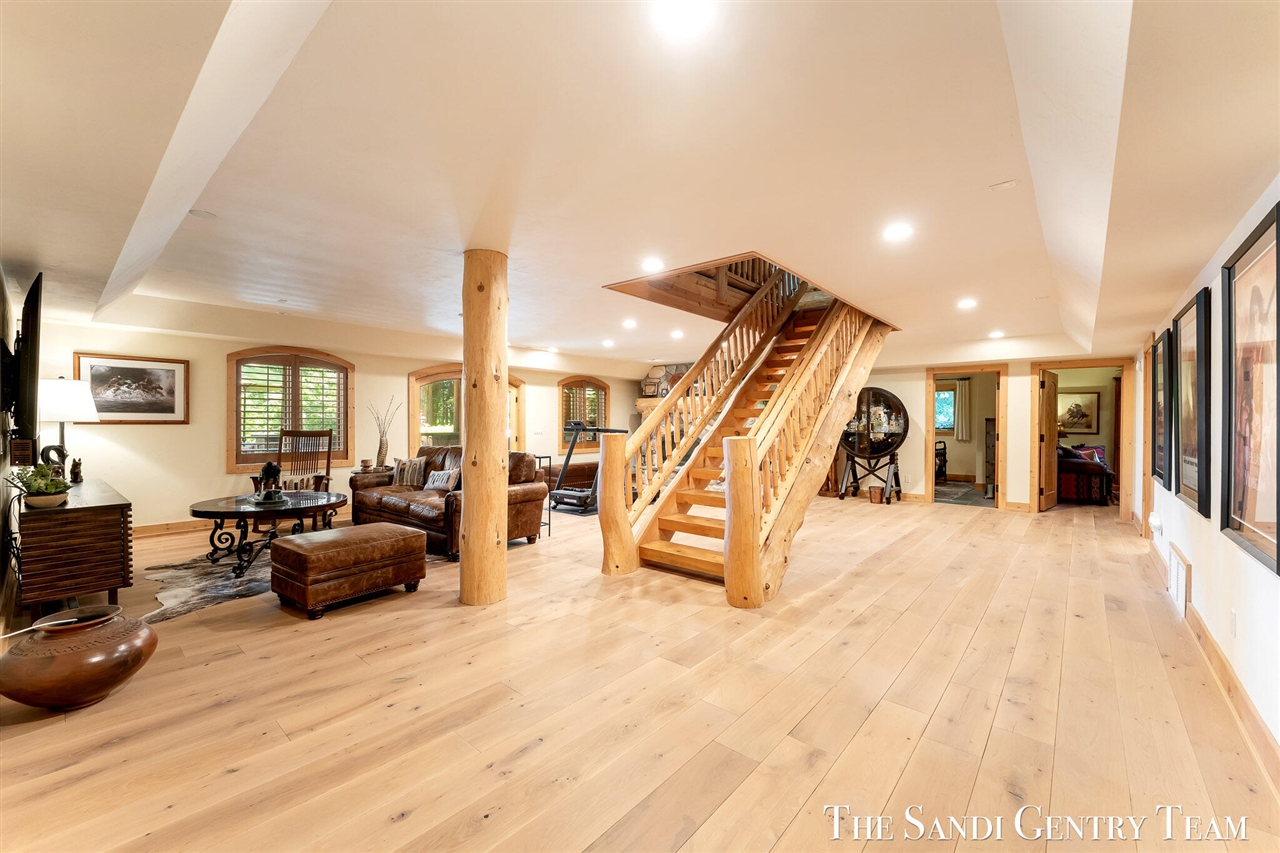 main property photo 61