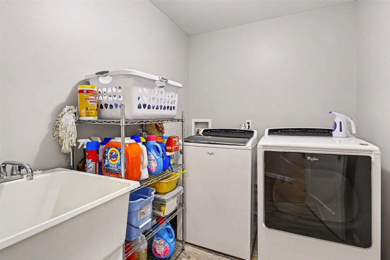 property viewer photo 21