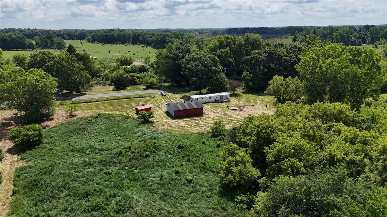 main property photo 50
