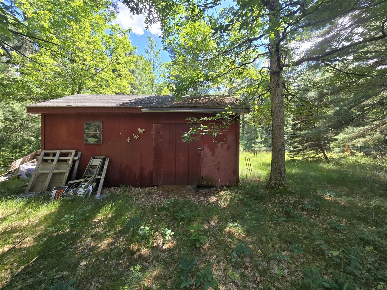 main property photo 11