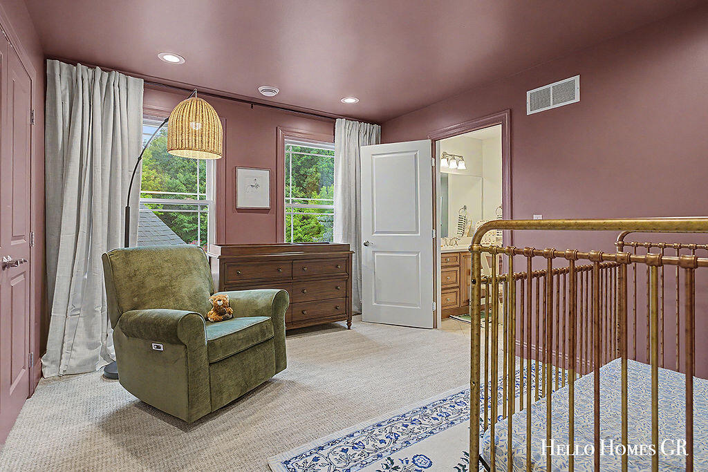 main property photo 67