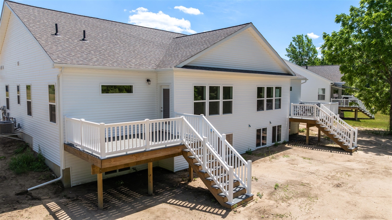 main property photo 53
