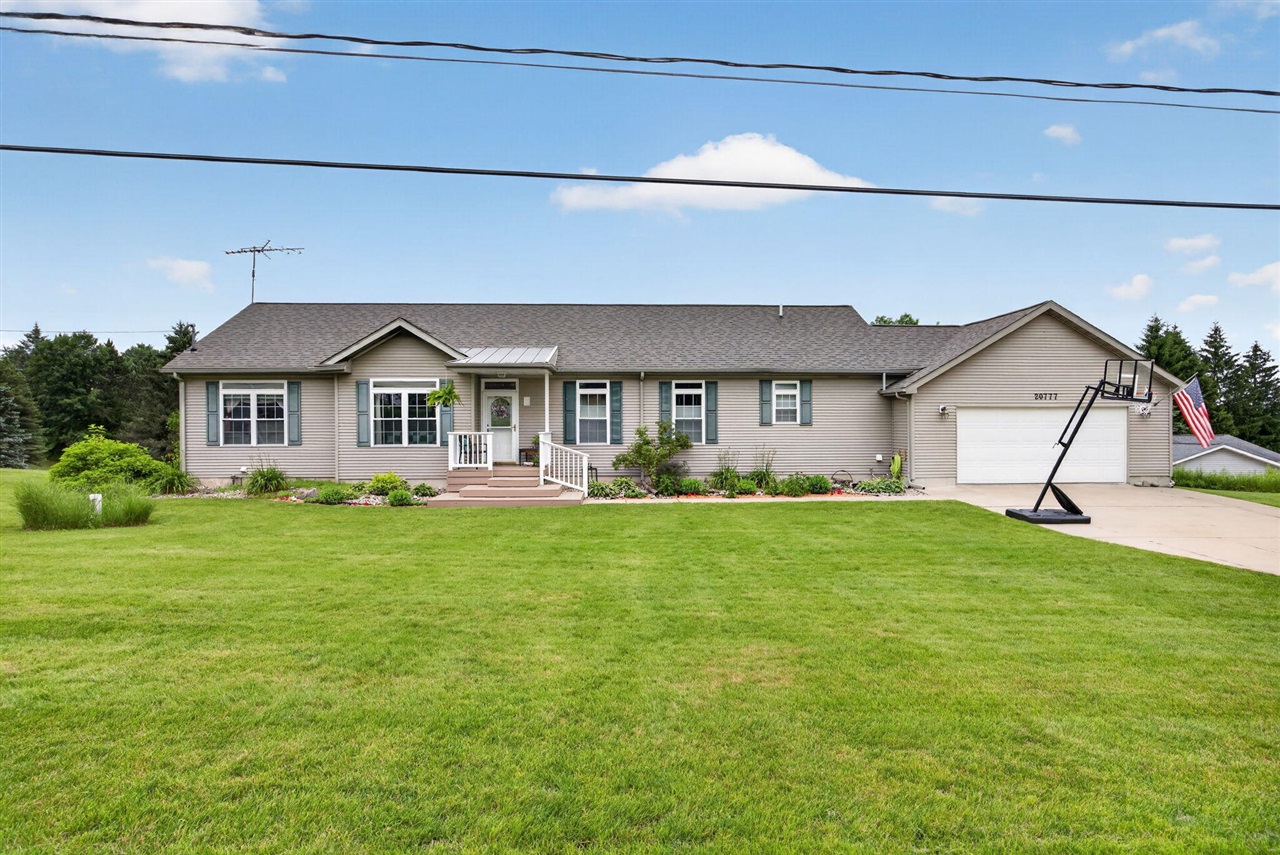 main property photo 50