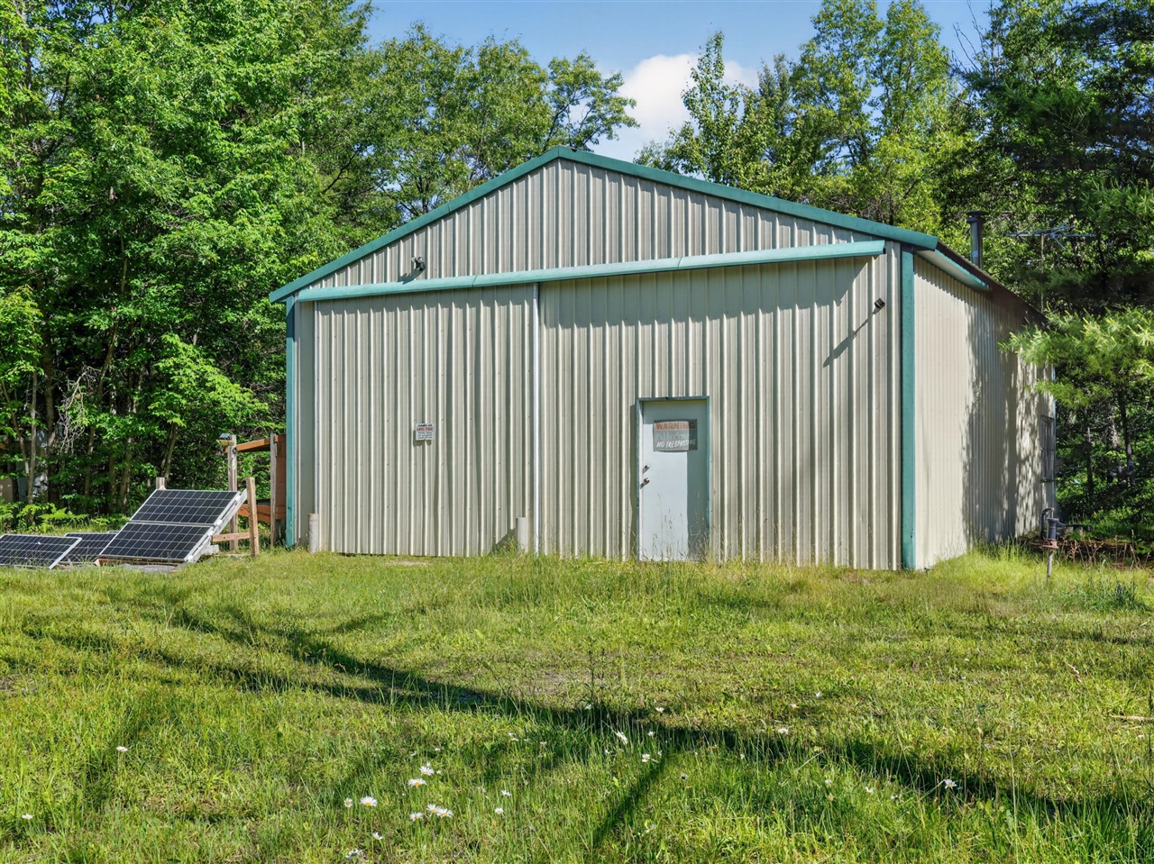 main property photo 26