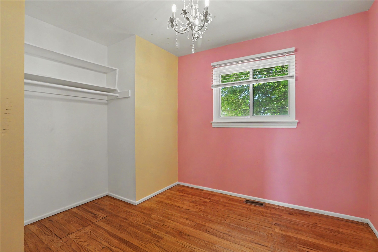 property viewer photo 14