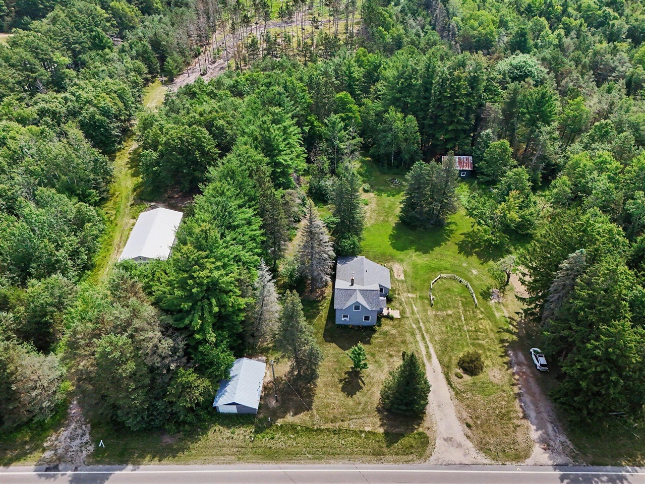 main property photo 40