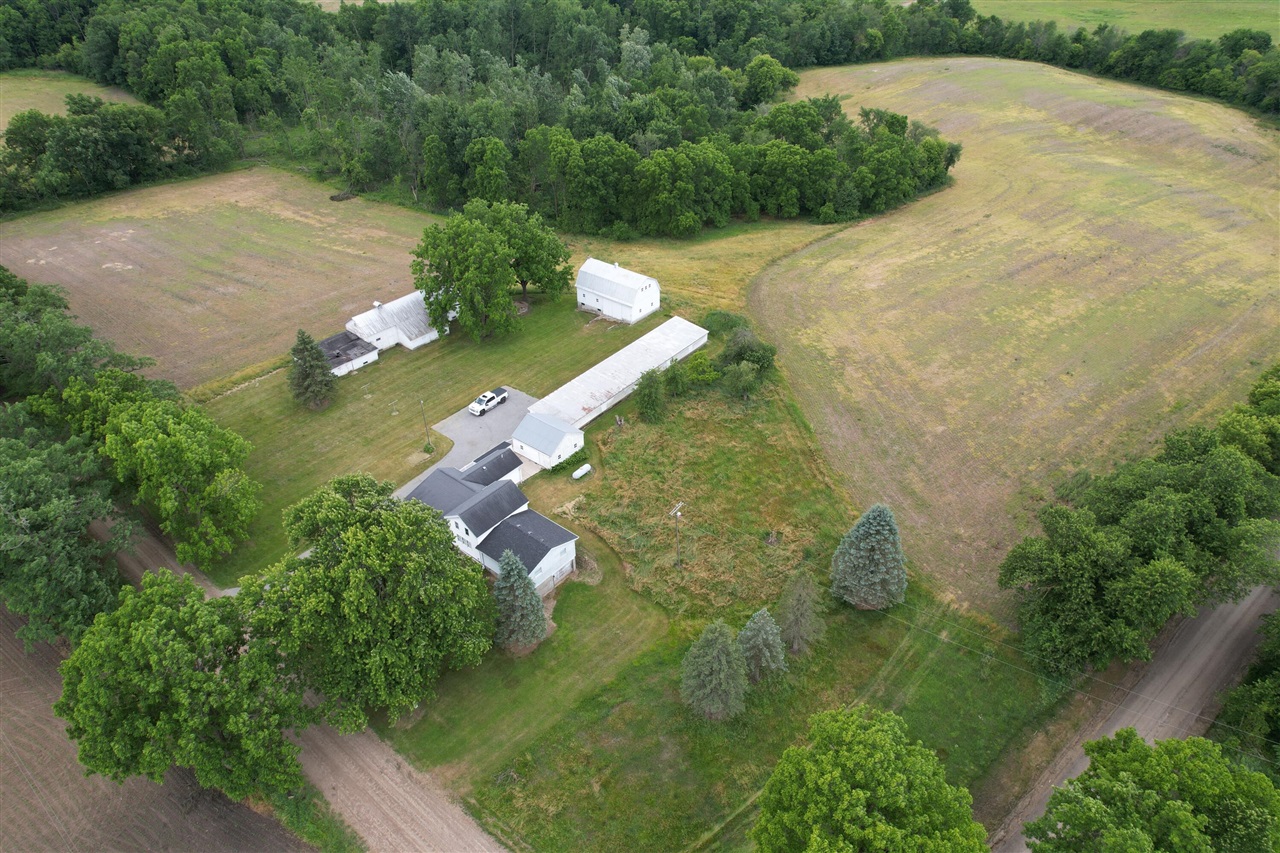 main property photo 12