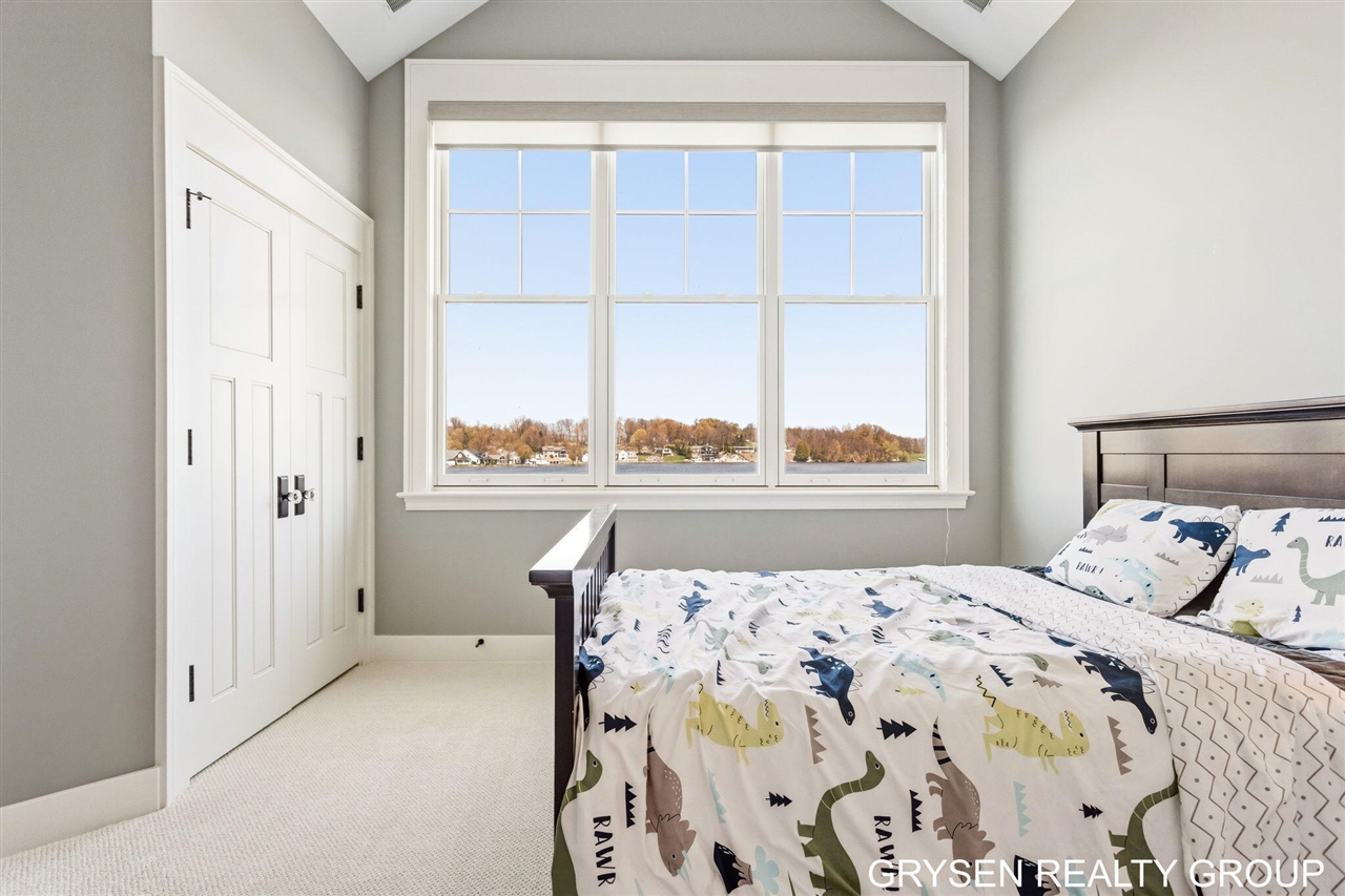 main property photo 59