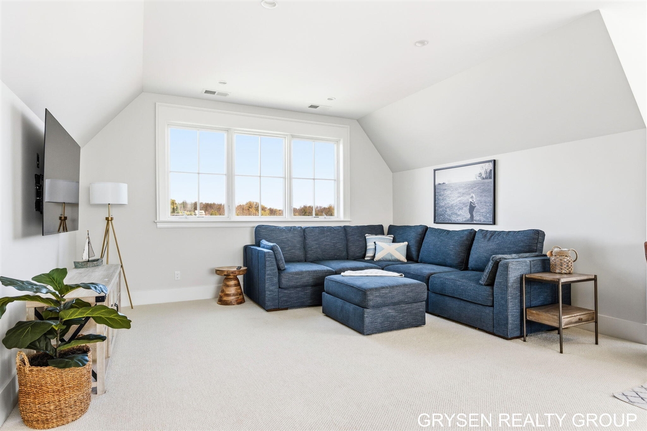 main property photo 64