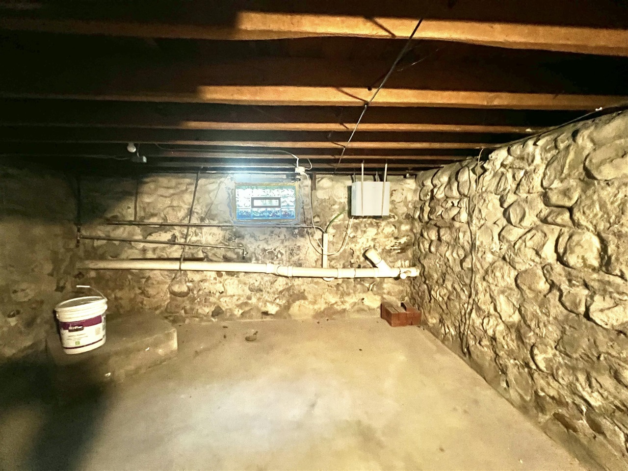 main property photo 45