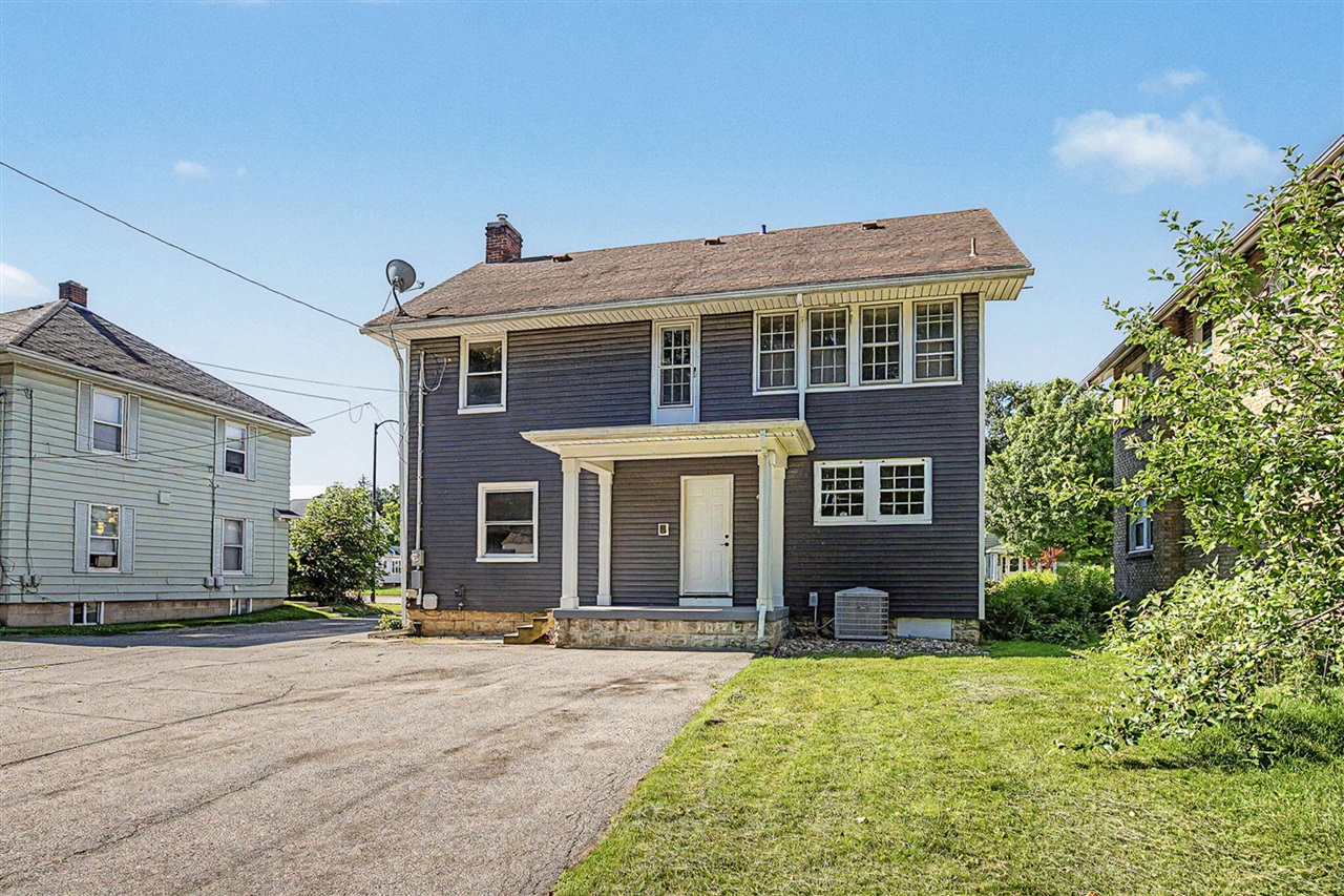 main property photo 33