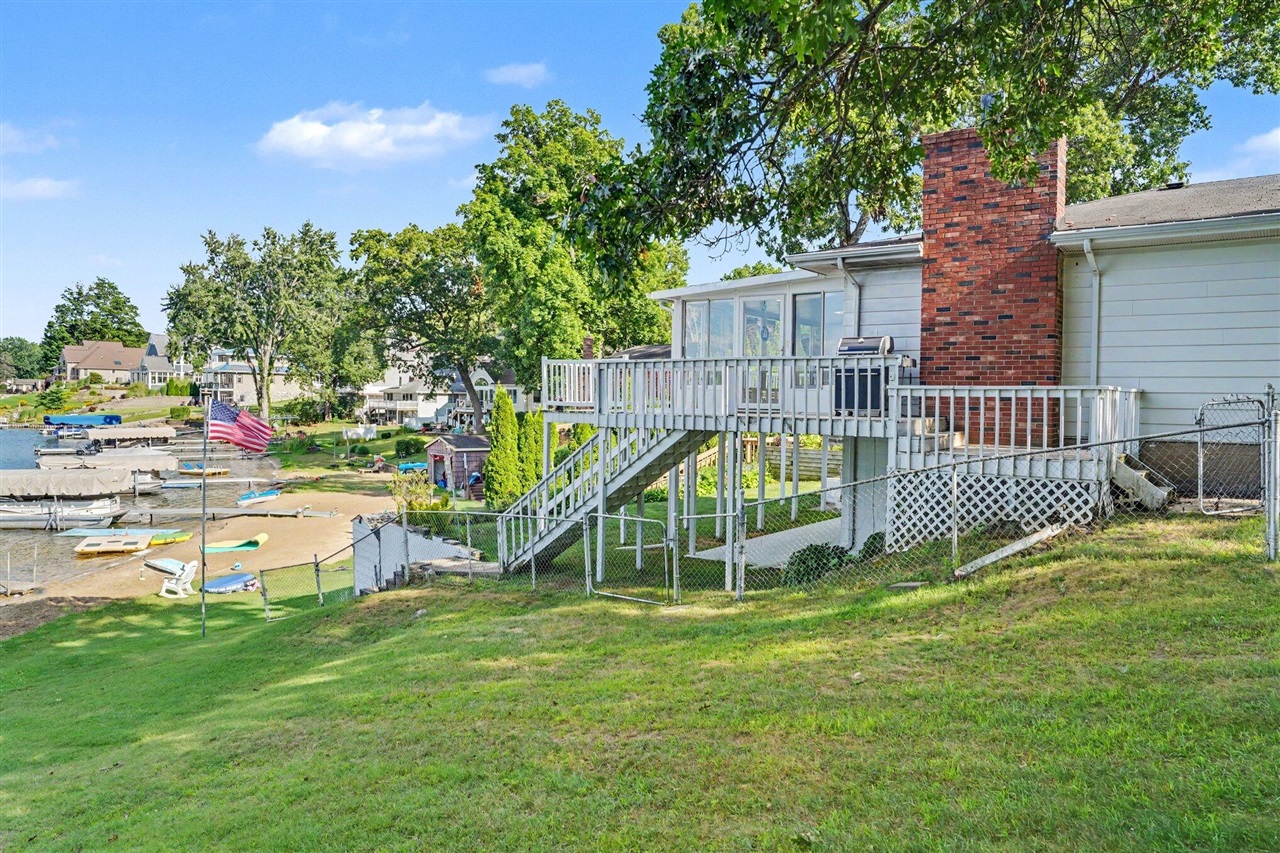 main property photo 35