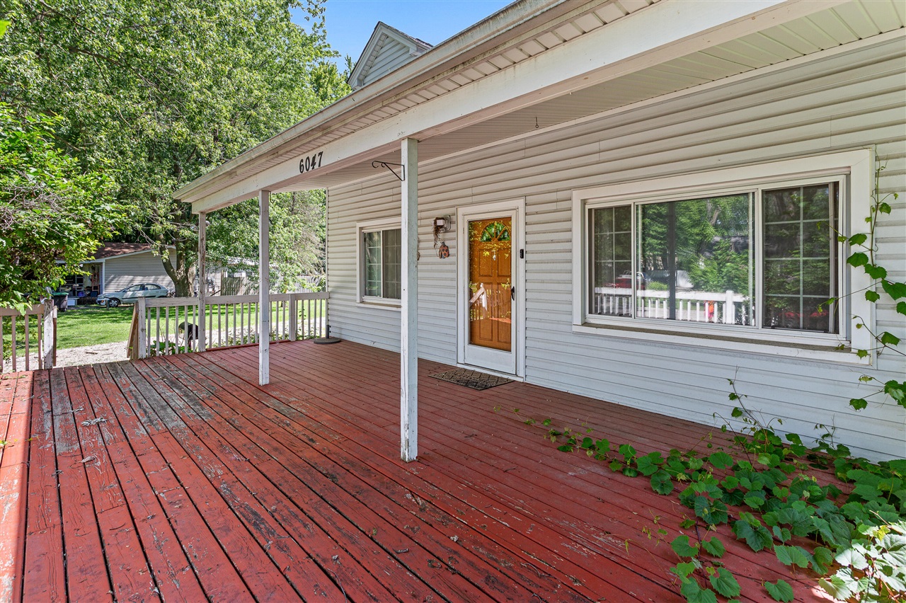 main property photo 29