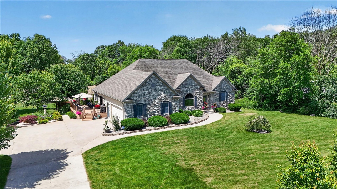 main property photo 77