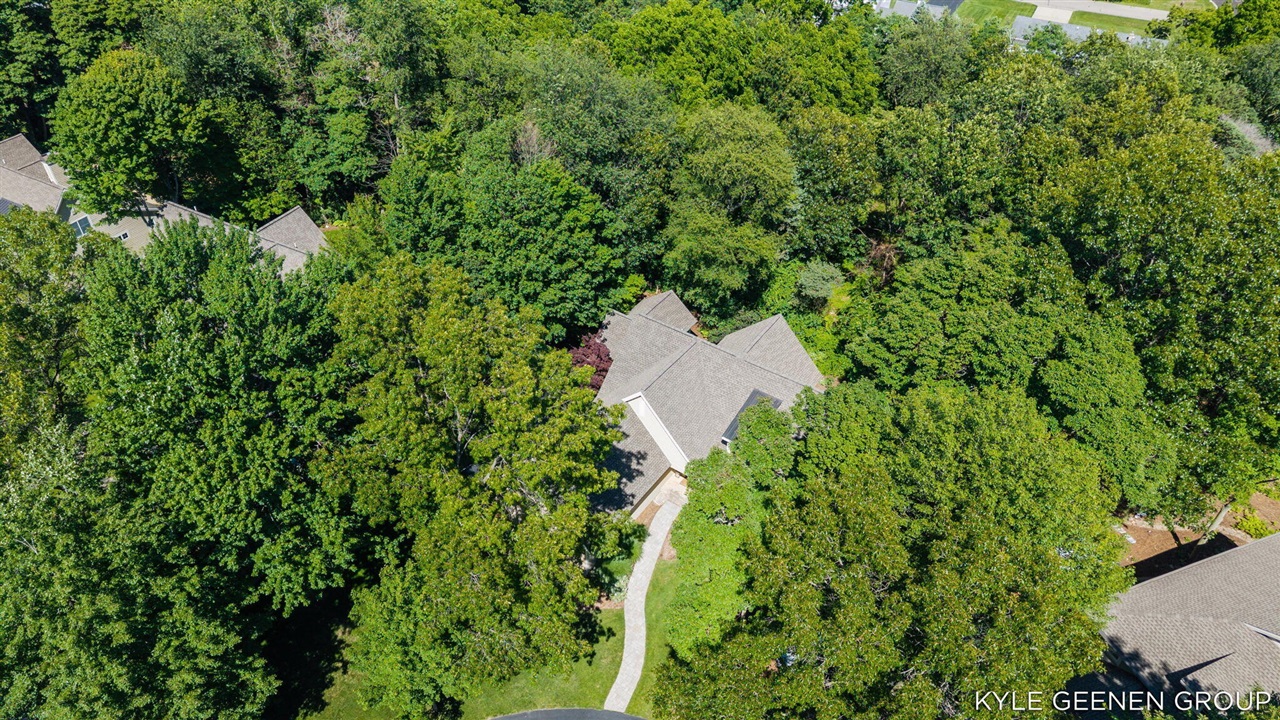 main property photo 60