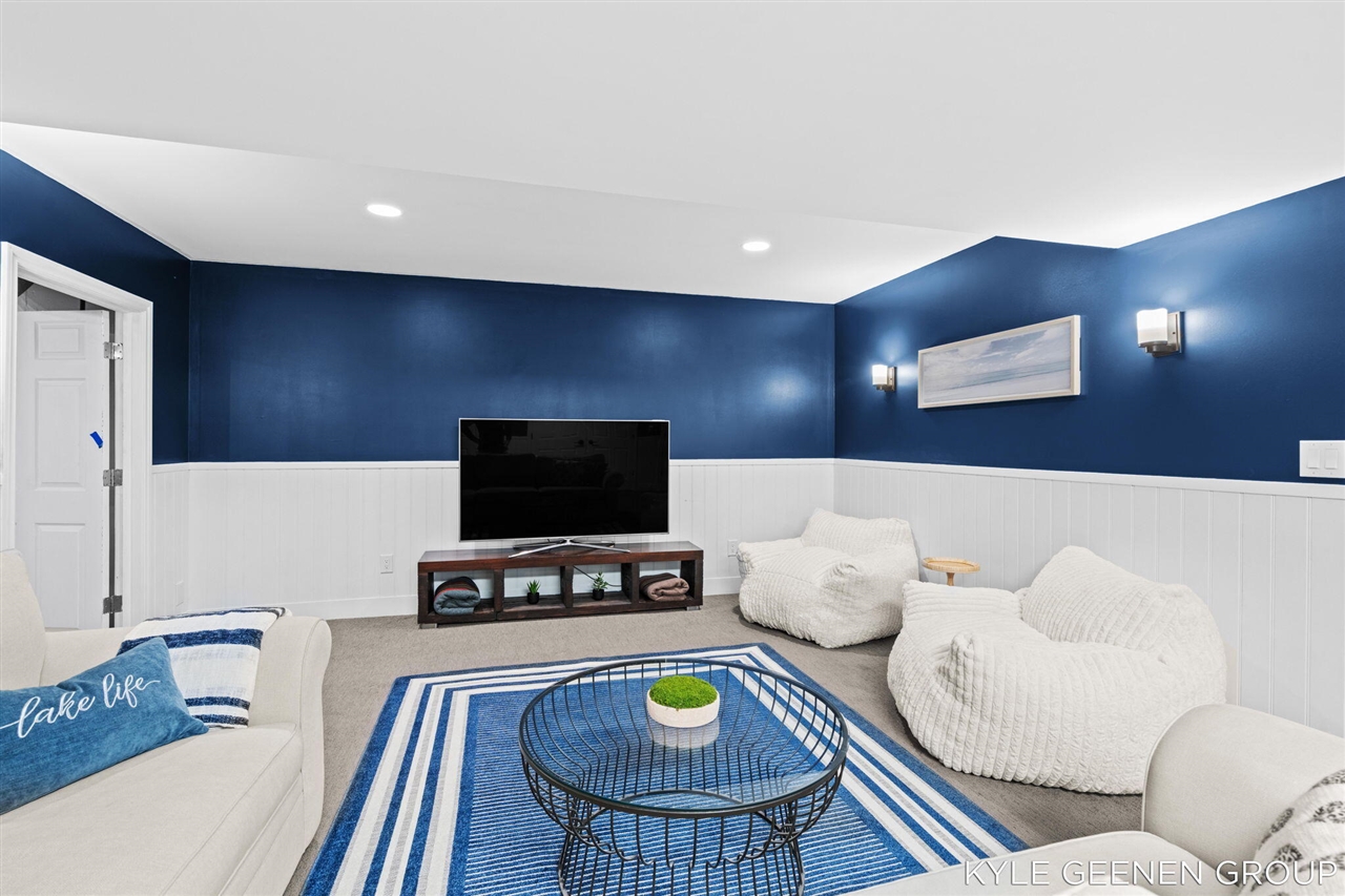 main property photo 62