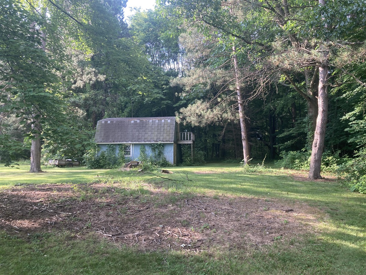 main property photo 27