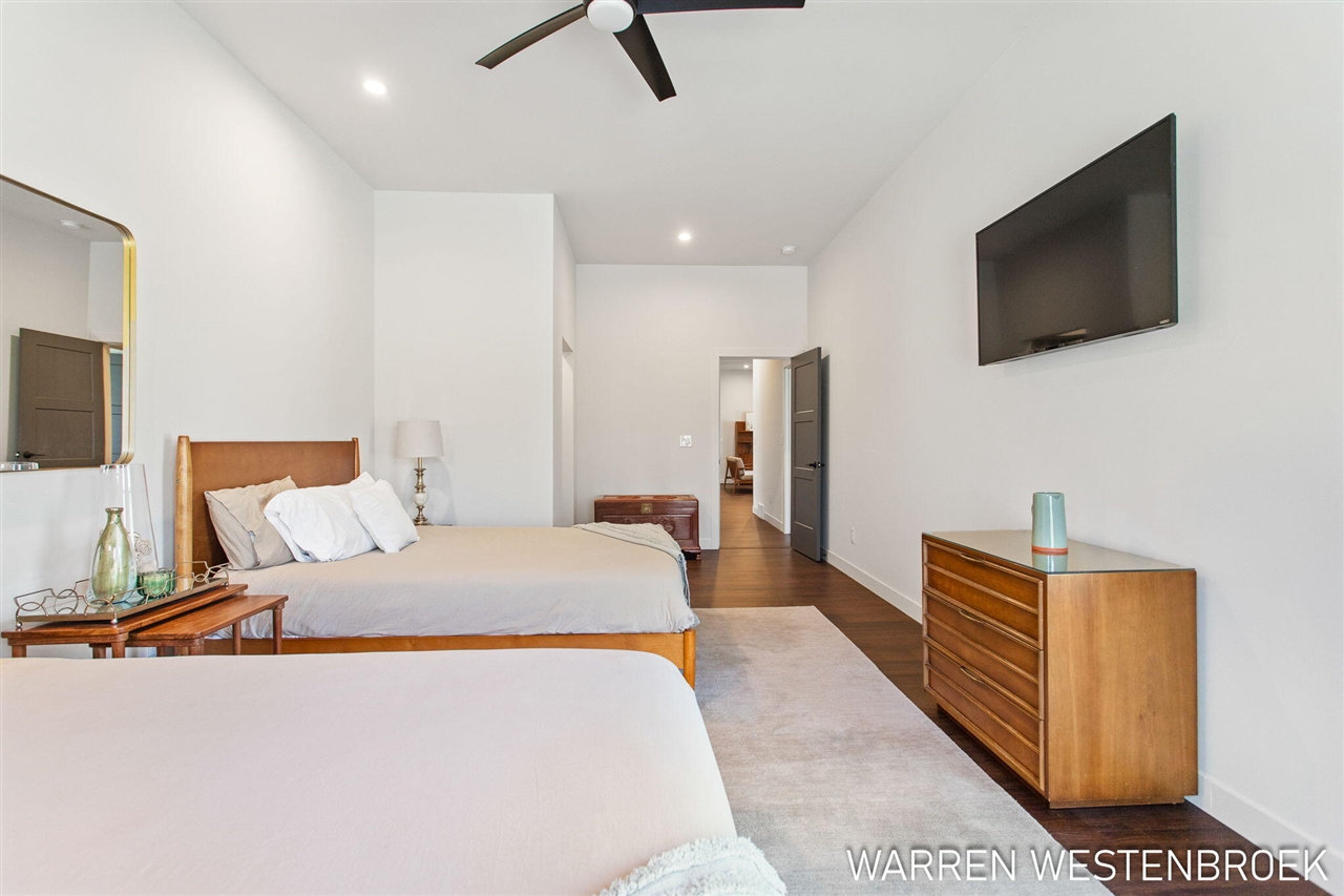 main property photo 66