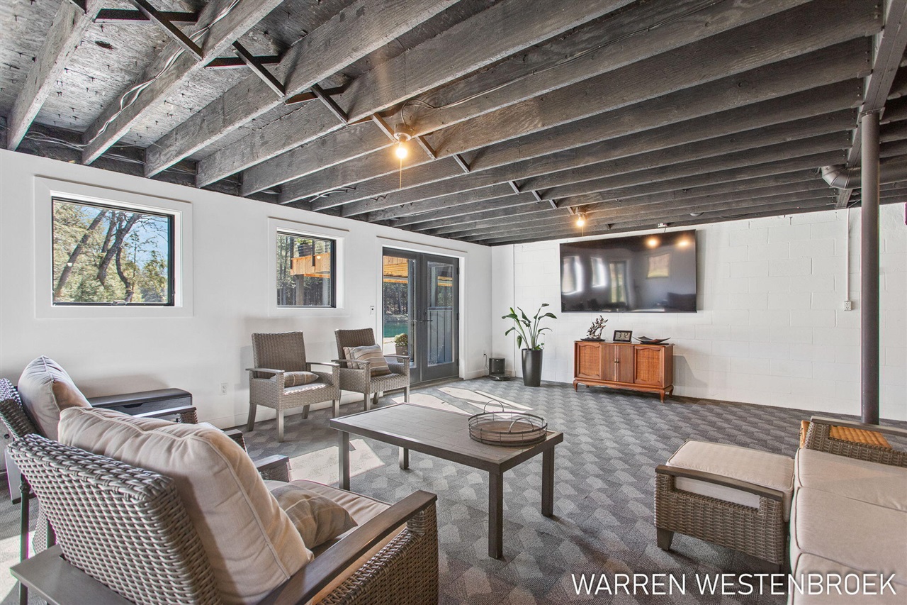 main property photo 72