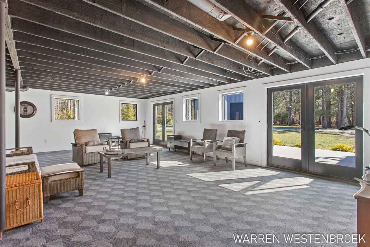 main property photo 75