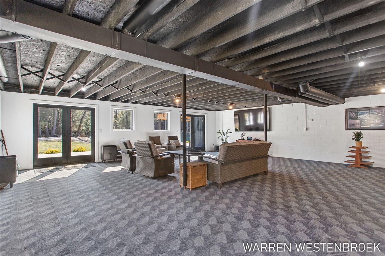 main property photo 77