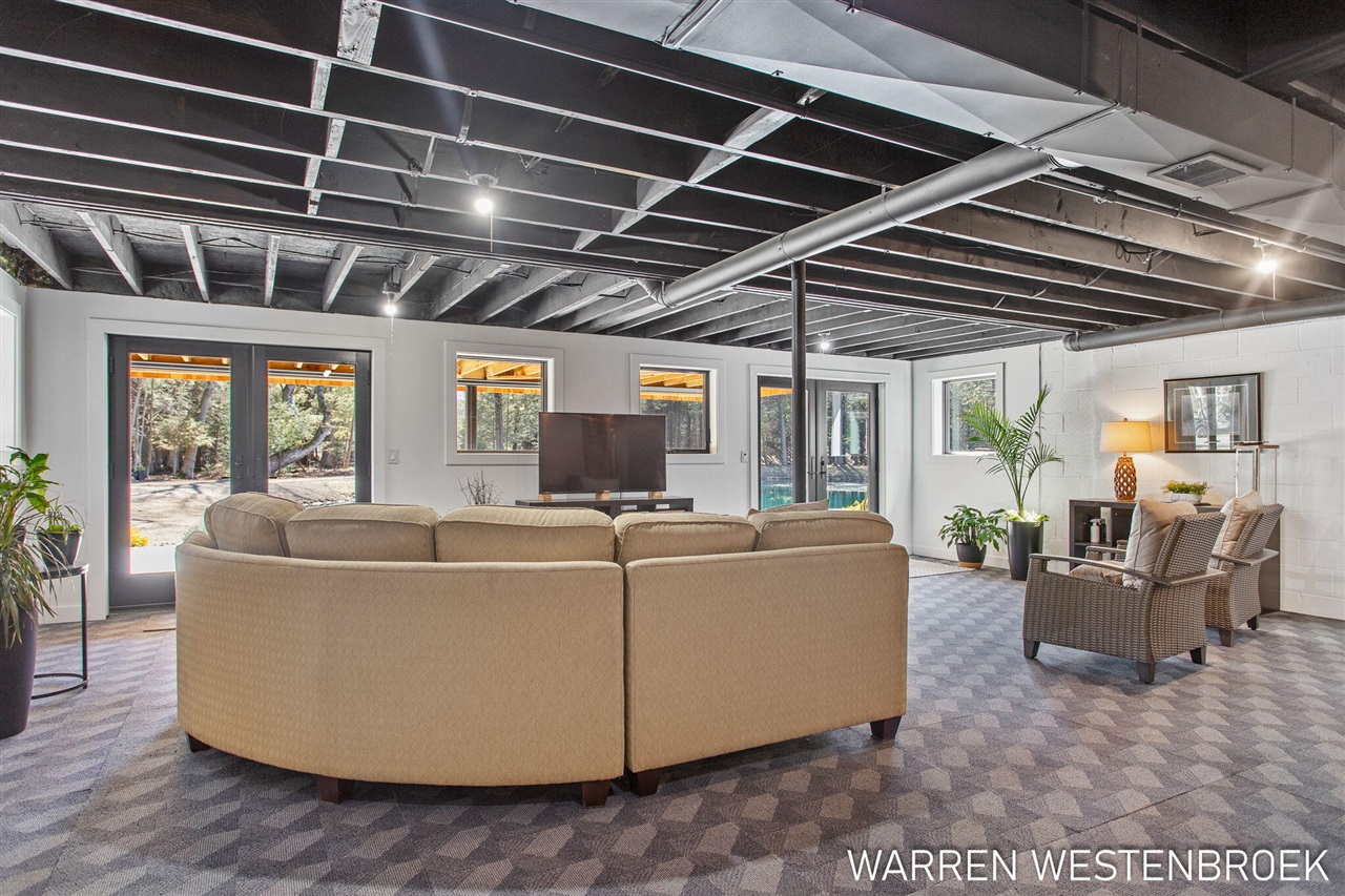 main property photo 80