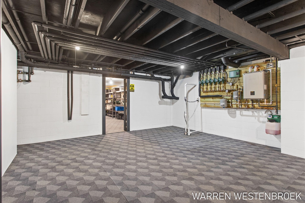 main property photo 85