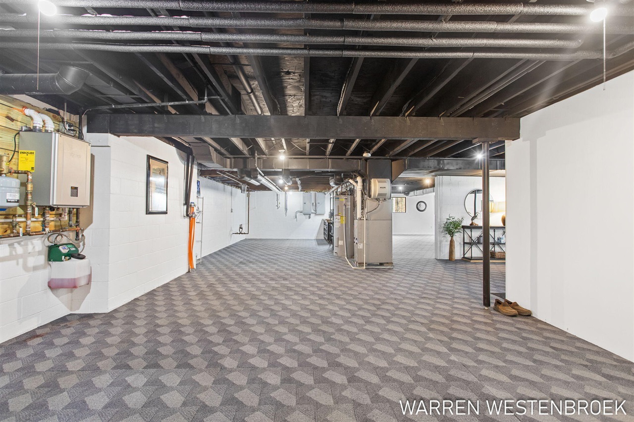 main property photo 86