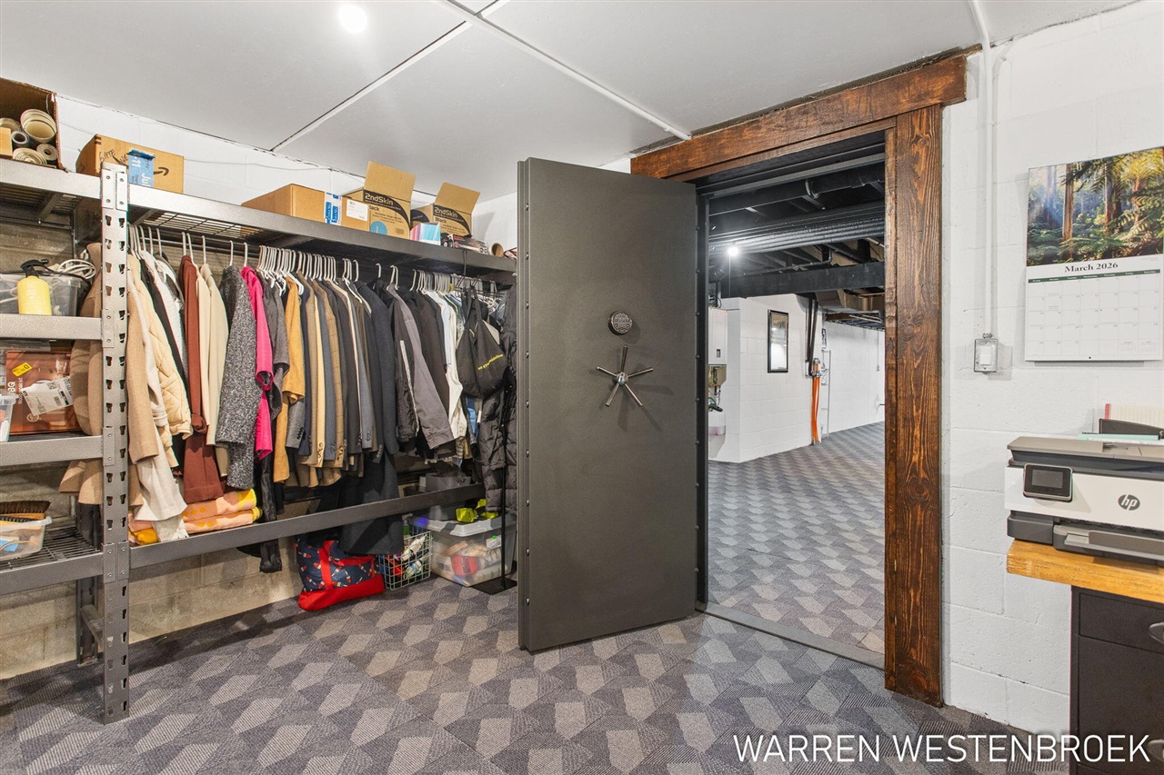 main property photo 93
