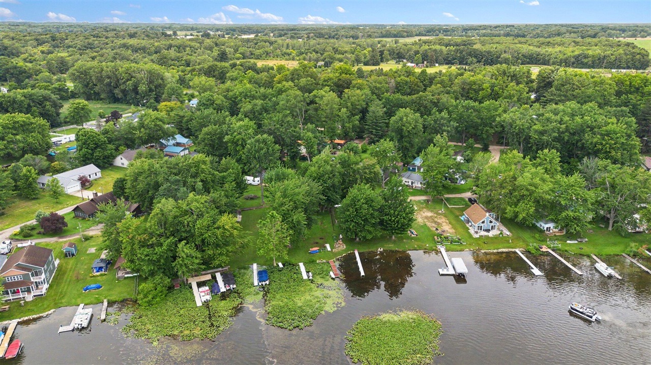 main property photo 25