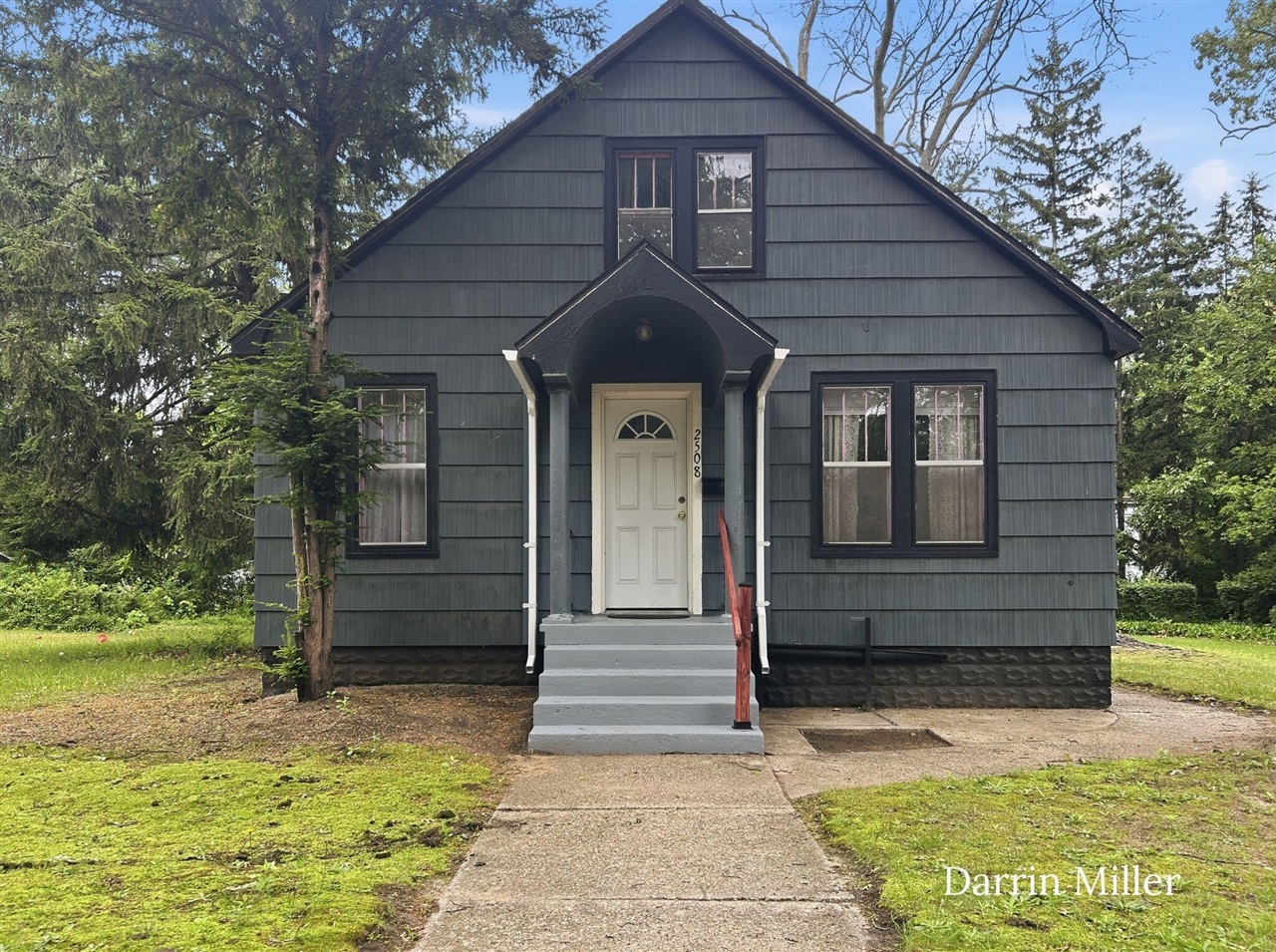 main property photo 1