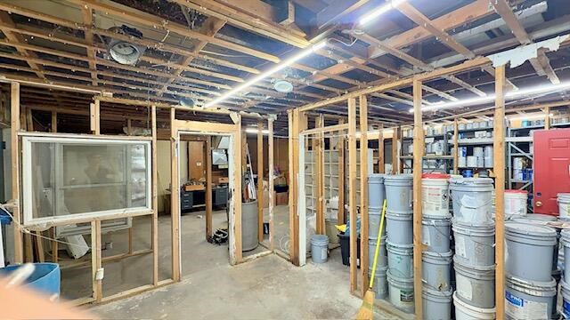 main property photo 9