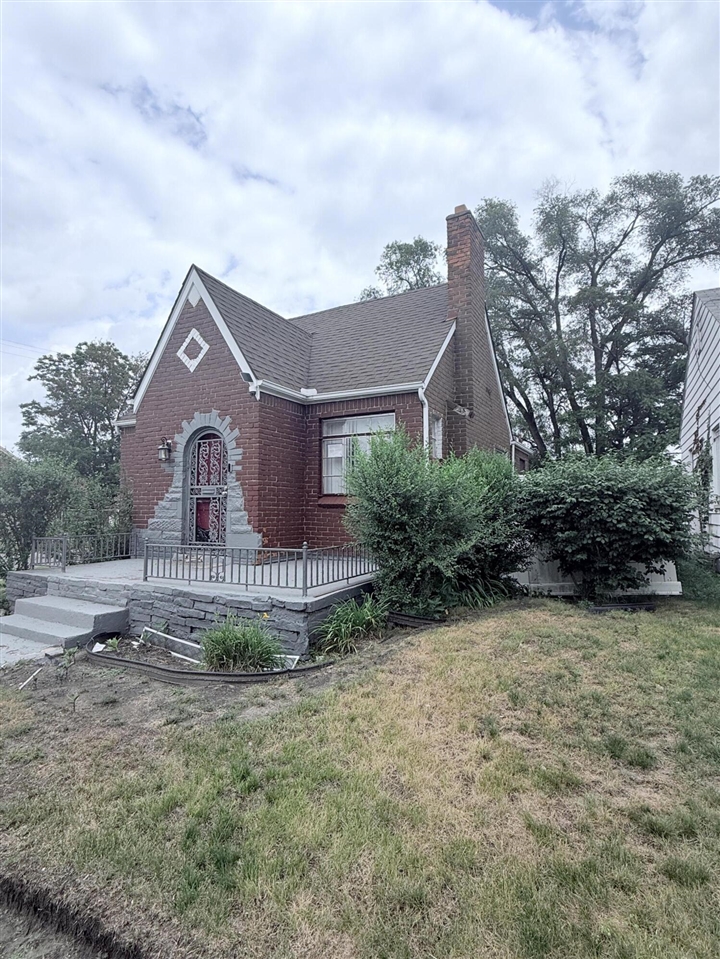 main property photo 1
