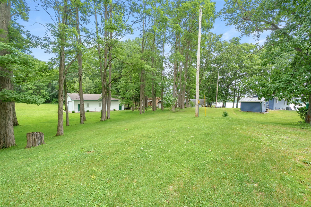 main property photo 32