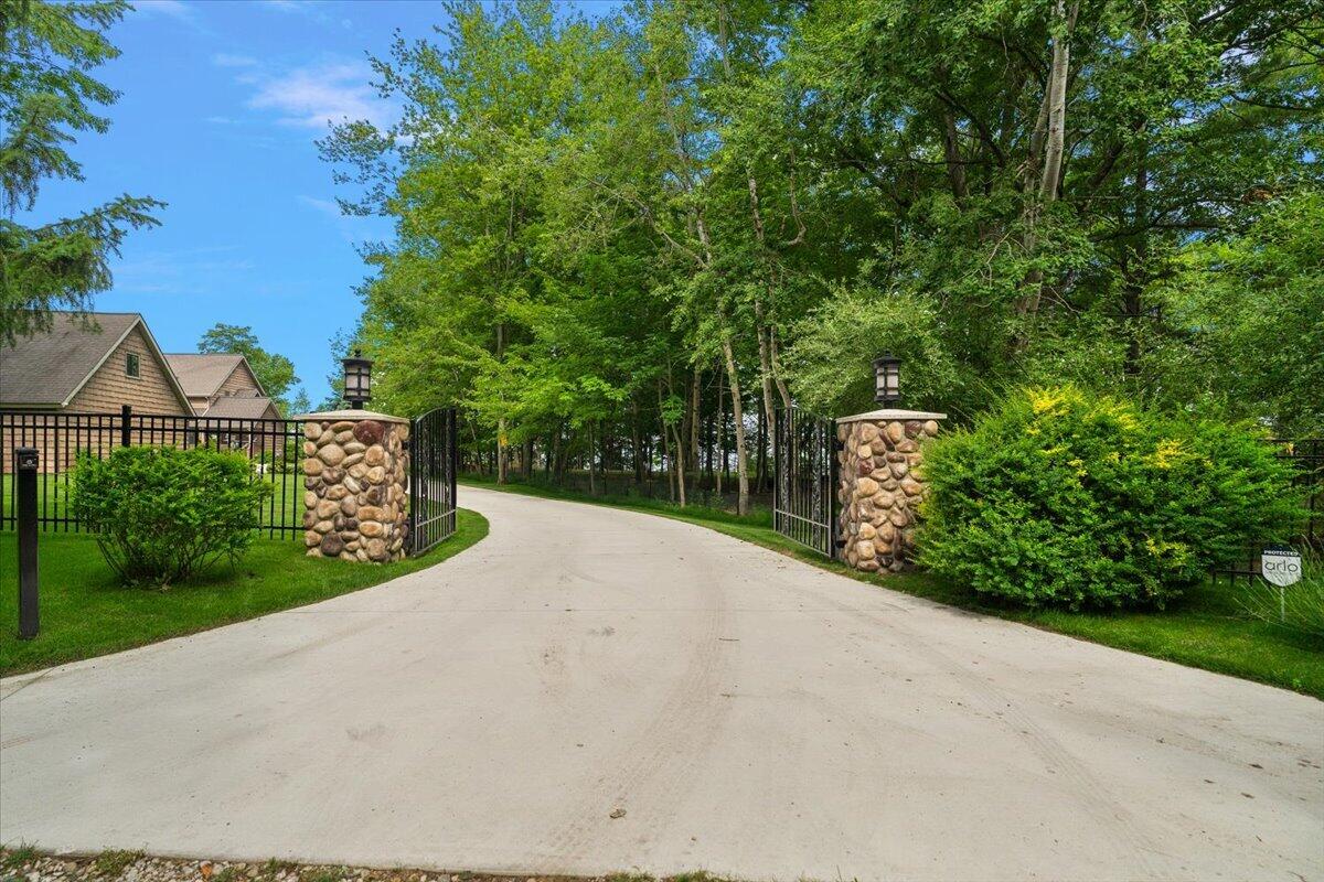 main property photo 63
