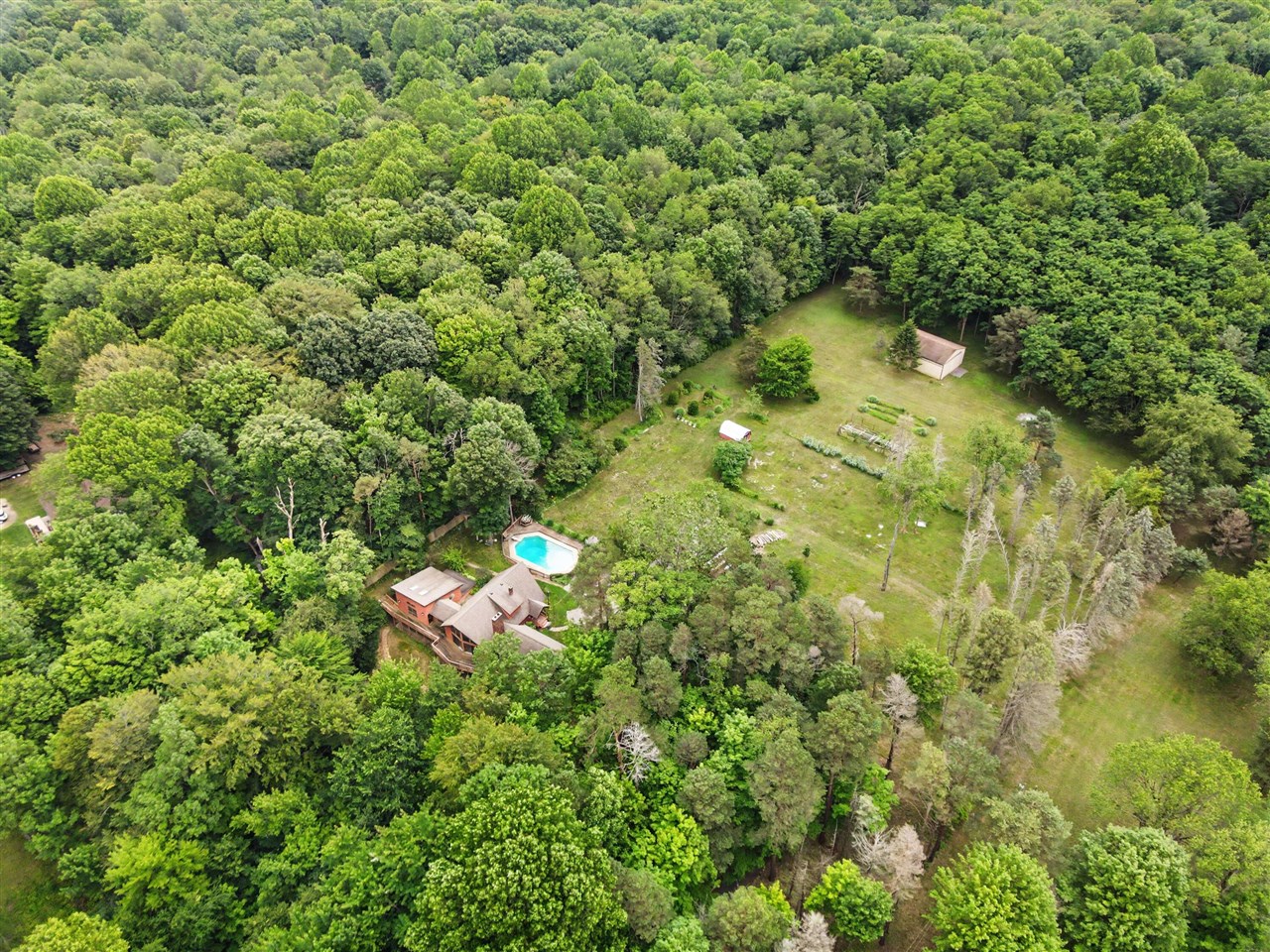 main property photo 12