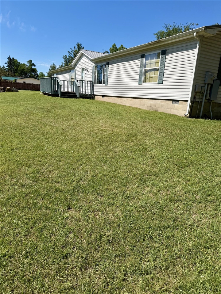 main property photo 18