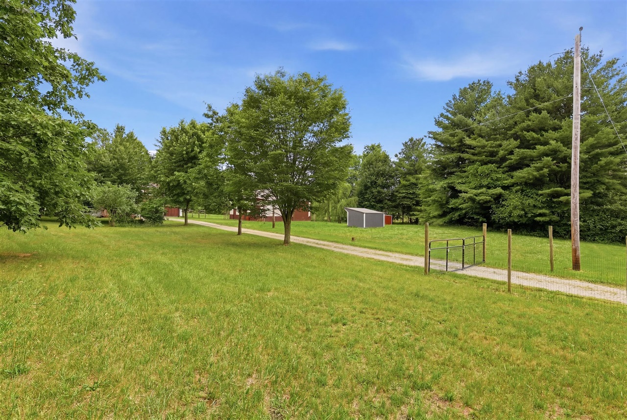 main property photo 34