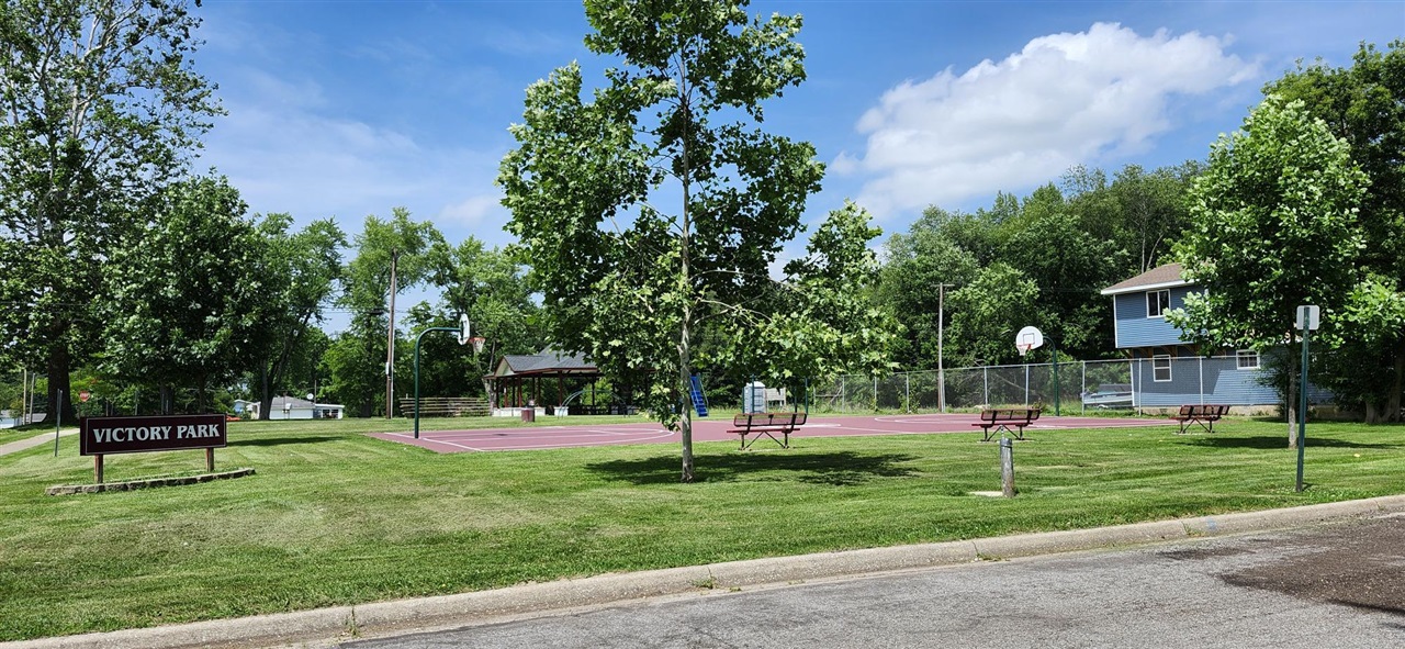main property photo 9