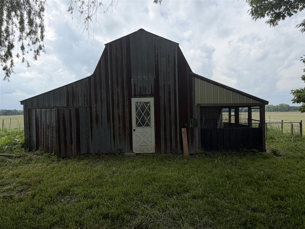main property photo 10