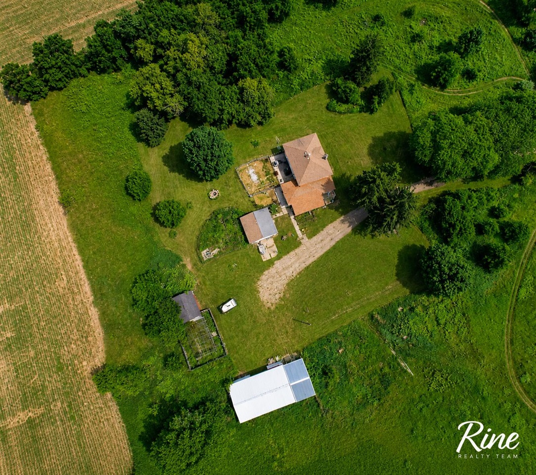 main property photo 16