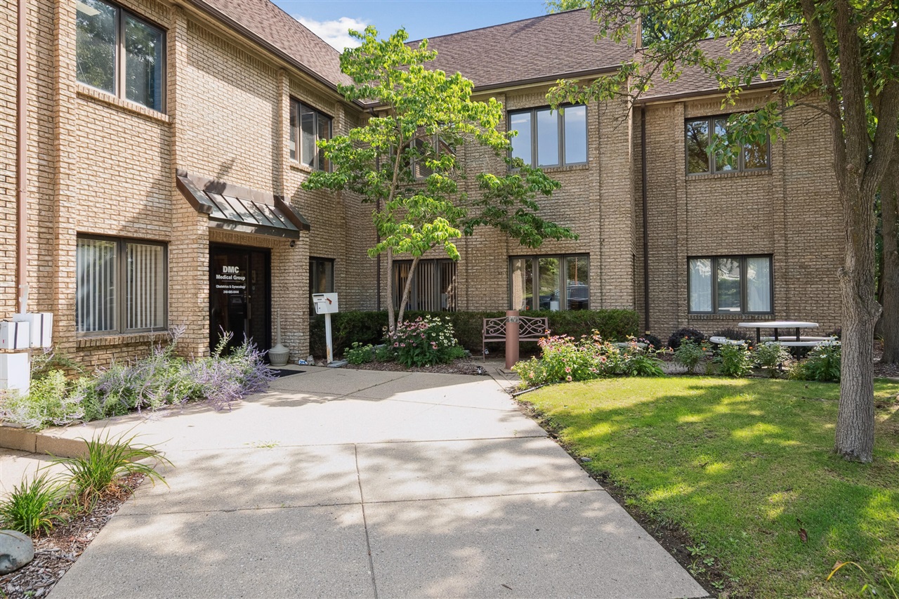 main property photo 37
